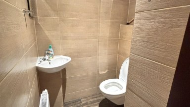 Dům na podnikání, bydlení či pronájem apartmánů Svatošské skály