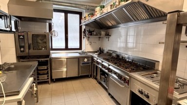 Dům na podnikání, bydlení či pronájem apartmánů Svatošské skály