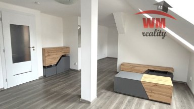 Pronájem větší garsonky v Chodově