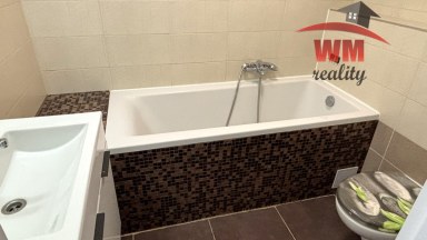 Pronájem větší garsonky v Chodově