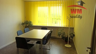 Pronájem kanceláře  v Sedleci