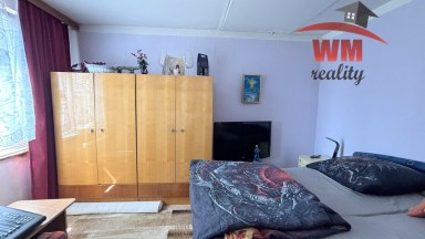 Prodej rodinného domu s velkým pozemkem