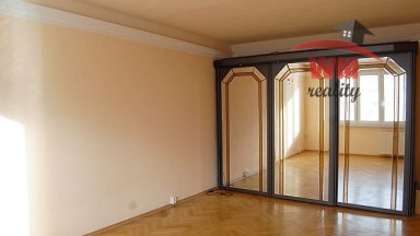 Pronájem bytu 1+1 v žádané lokalitě Drahovice