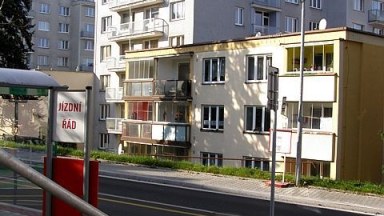 Pronájem bytu 1+1 v žádané lokalitě Drahovice